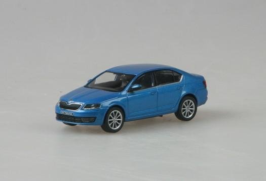 Auto Skoda Octavia (2012), Denim Blue Metallic